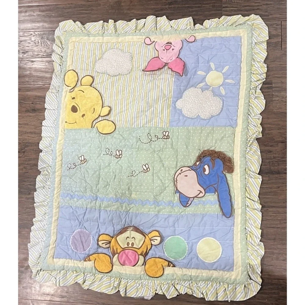 Vtg Winnie The Pooh Disney Baby Comforter Crown Craft Reversible‎ Ruffle 36x48